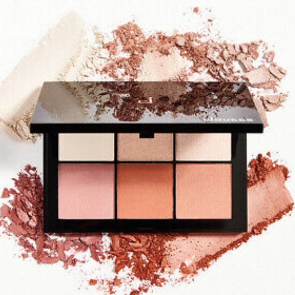DOUCCE Posh Powder Highlighter & Blush Palette